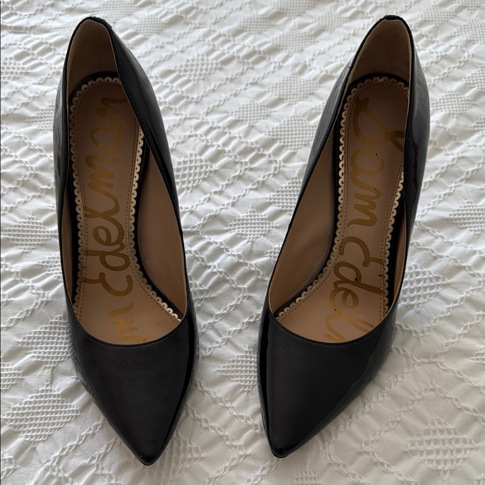 Black Women's Pumps
